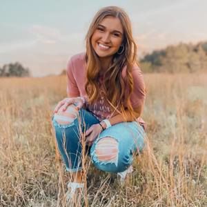 Meet your Posher, Natalie